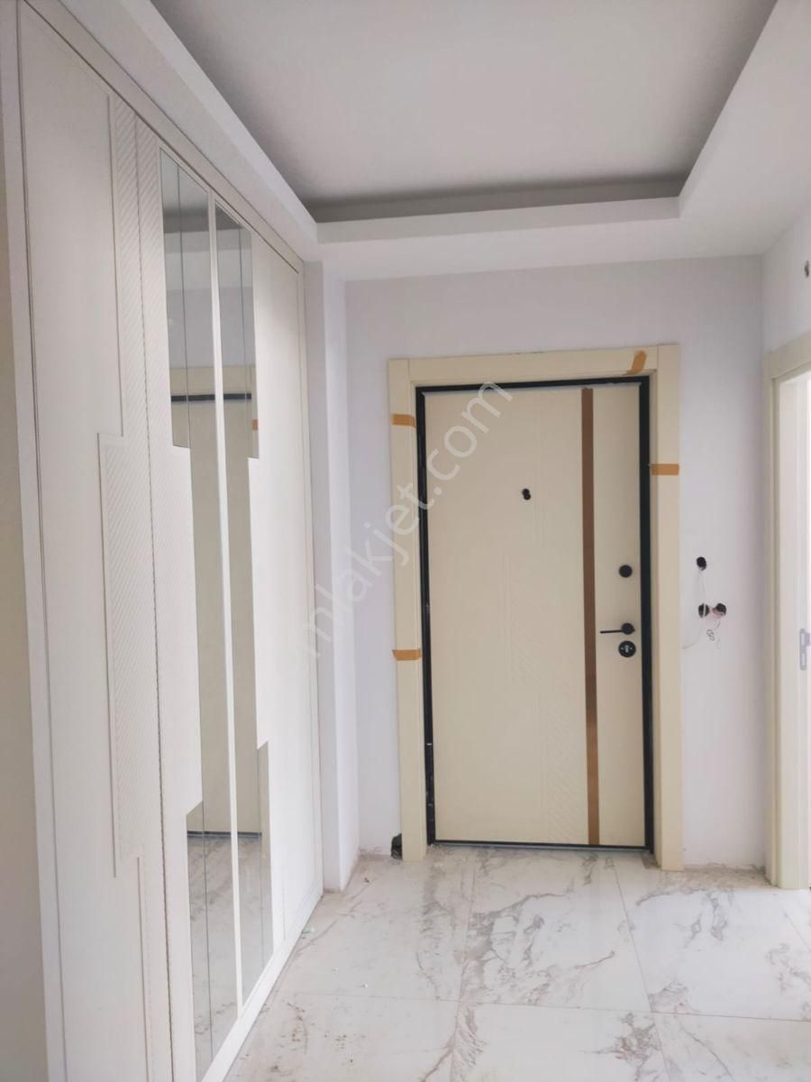 Bahçelievlerde 3+1 Geniş Lüks Daire - Görsel 8