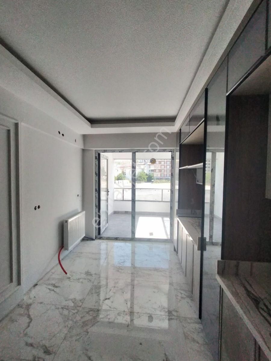 Bahçelievlerde 3+1 Geniş Lüks Daire - Görsel 21