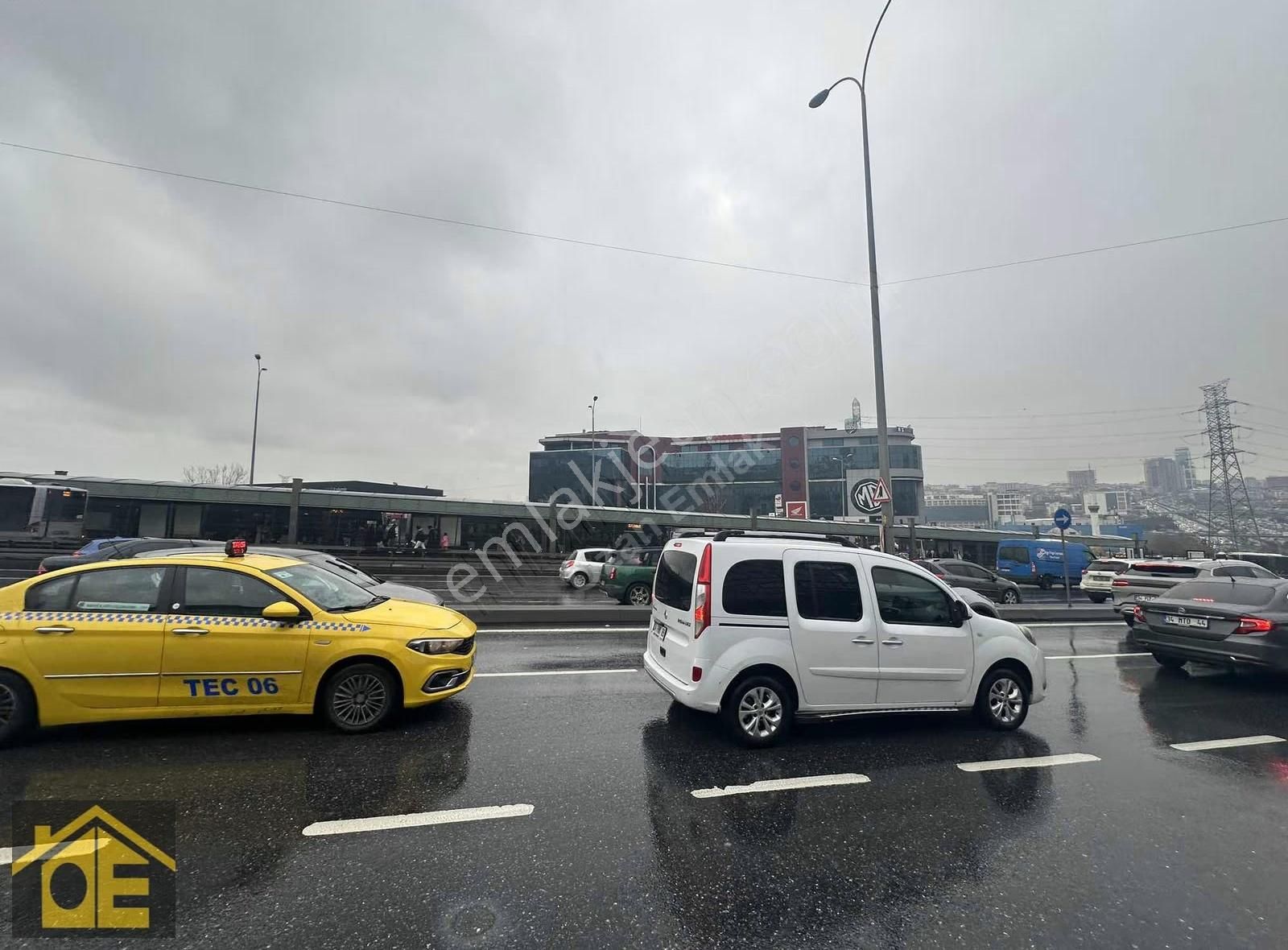 Ozan'dan Lotus Haramıdere E-5 Torıum Avm Yanı Kiralık Dükkan - Görsel 7