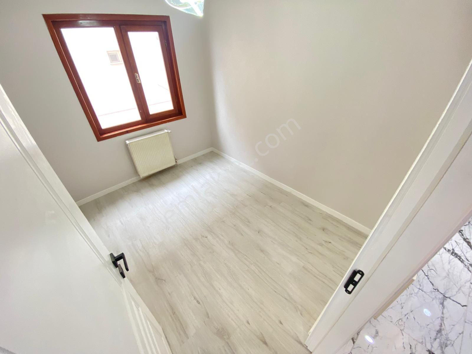 Sincan Tandoğan Mhde Cadde Üzerinde Ara Kat Full+full Yapılı 3+1 Harika Konumda Daire - Görsel 19