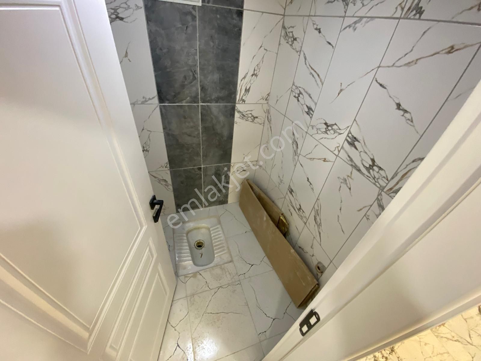 Sincan Tandoğan Mhde Cadde Üzerinde Ara Kat Full+full Yapılı 3+1 Harika Konumda Daire - Görsel 31