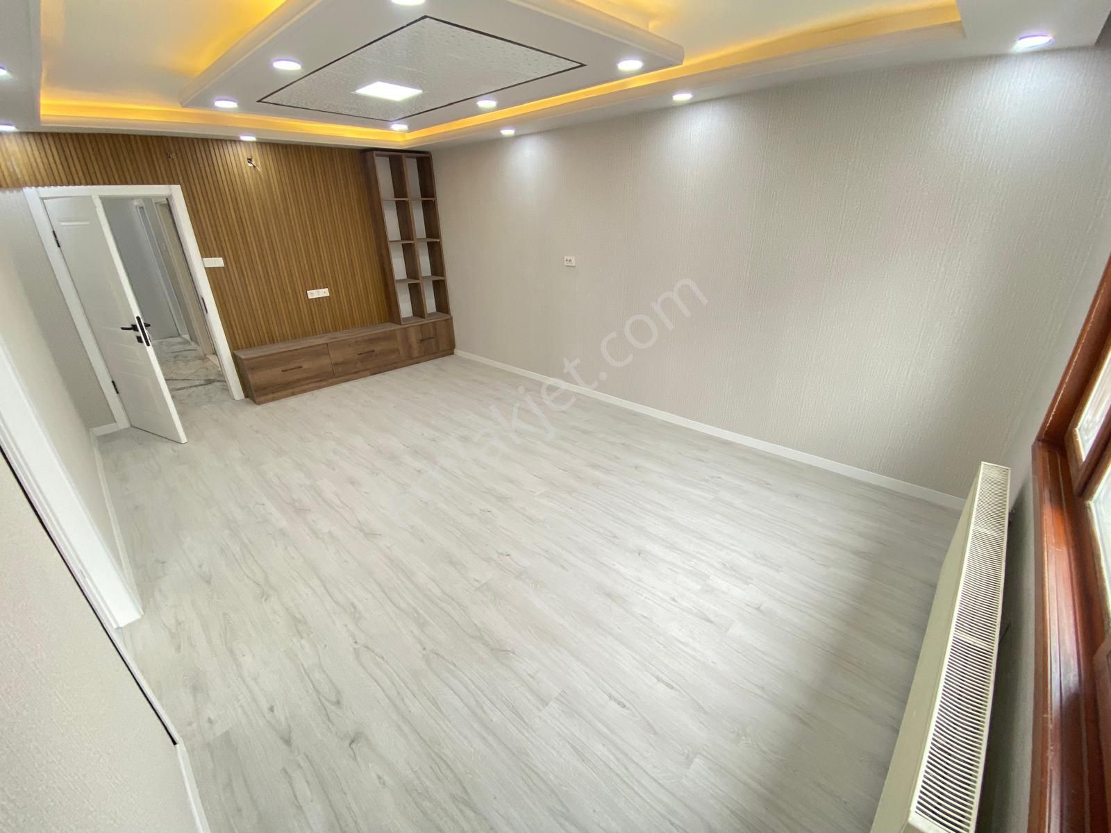 Sincan Tandoğan Mhde Cadde Üzerinde Ara Kat Full+full Yapılı 3+1 Harika Konumda Daire - Görsel 7