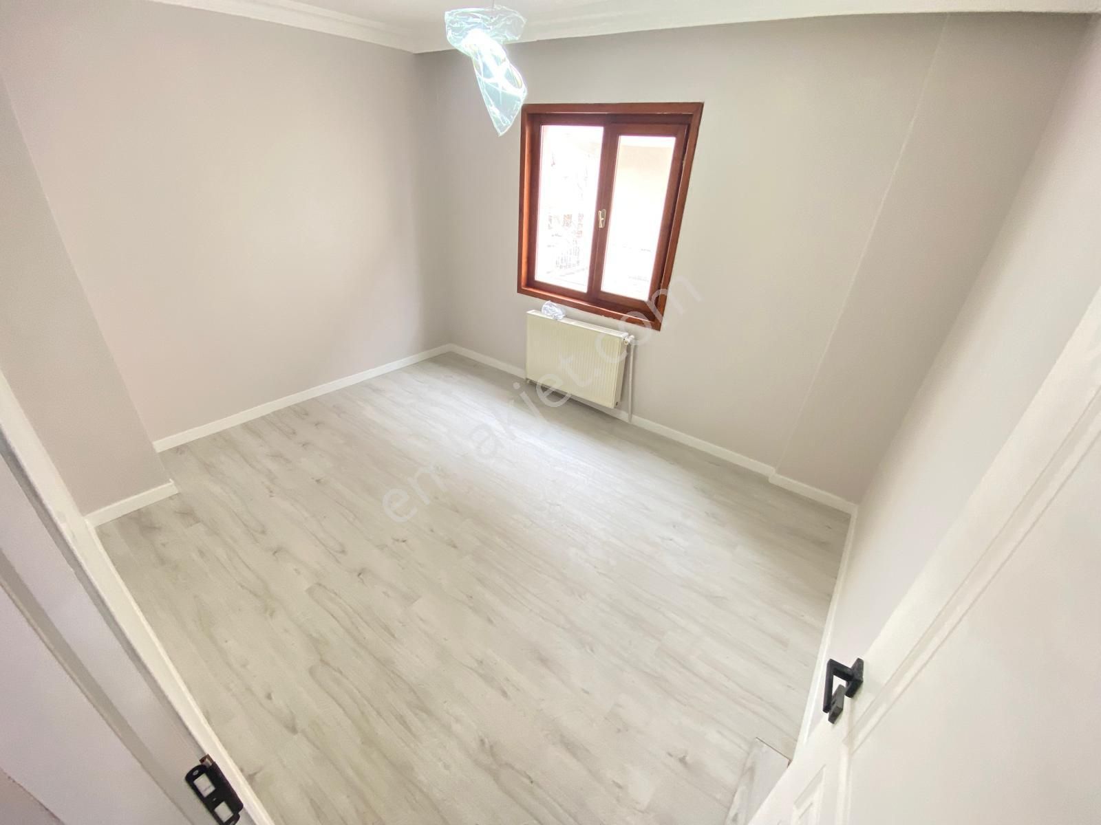 Sincan Tandoğan Mhde Cadde Üzerinde Ara Kat Full+full Yapılı 3+1 Harika Konumda Daire - Görsel 15