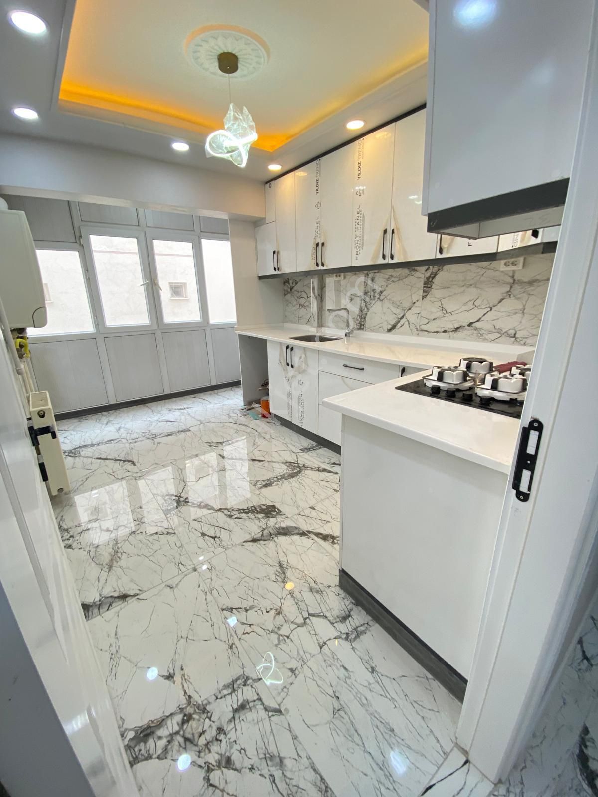 Sincan Tandoğan Mhde Cadde Üzerinde Ara Kat Full+full Yapılı 3+1 Harika Konumda Daire - Görsel 2
