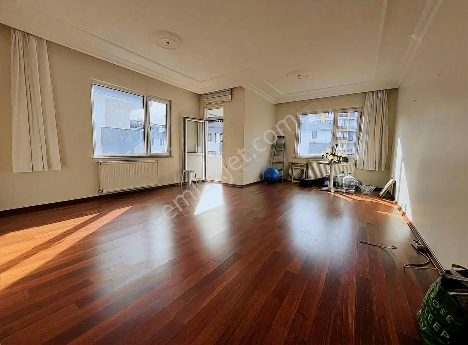 Taşdelen Merkez Park İstanbul Sitesi Geniş 3+1 Kiralık - Görsel 12
