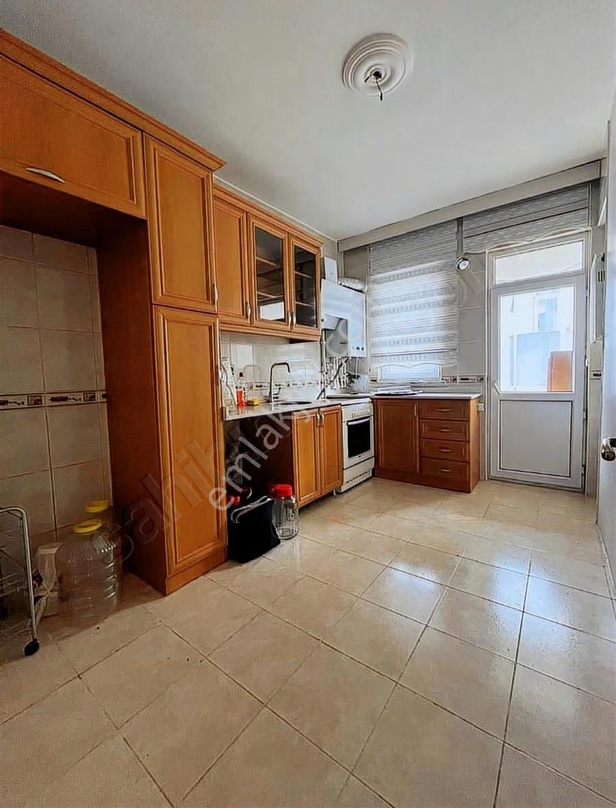 Taşdelen Merkez Park İstanbul Sitesi Geniş 3+1 Kiralık - Görsel 9