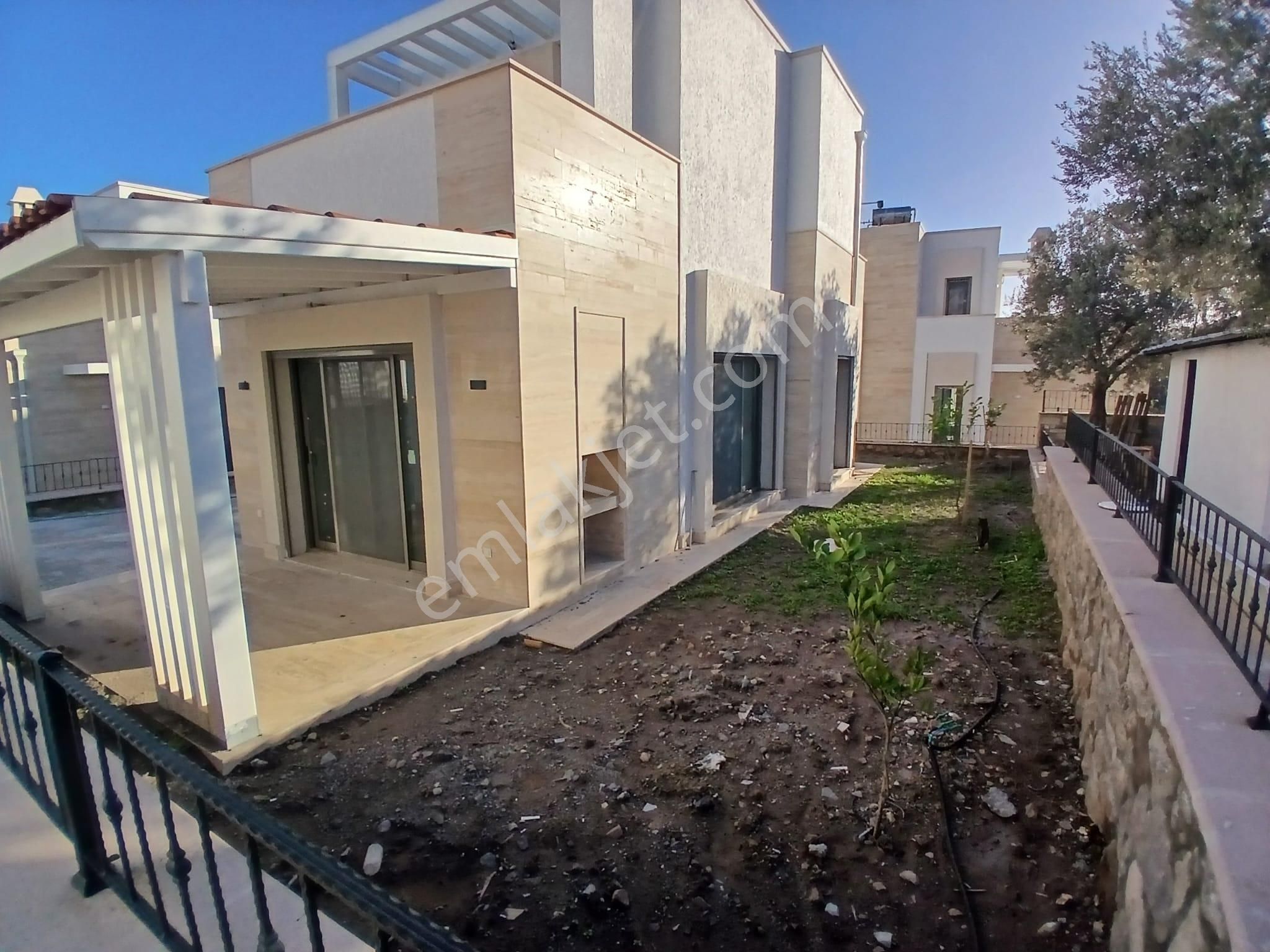 Gümüşlük’ün Kalbinde Kiralık , Modern Ve Tamamen Müstakil Bir Yaşam! - Görsel 3