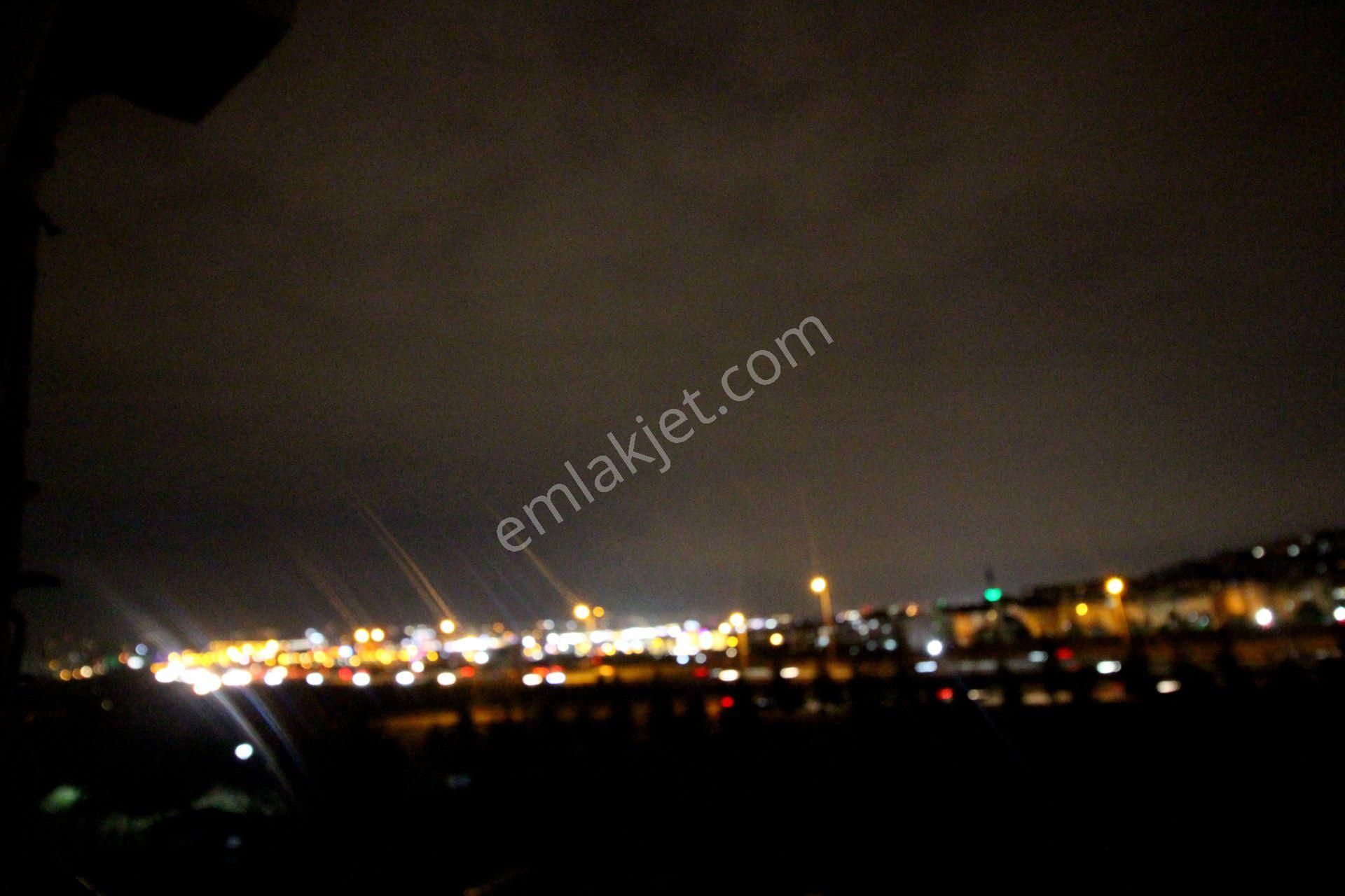 Emre Emlak'tan Topçu'da Arakat Manzaralı Geniş 3+1 Satılık Daire - Görsel 8