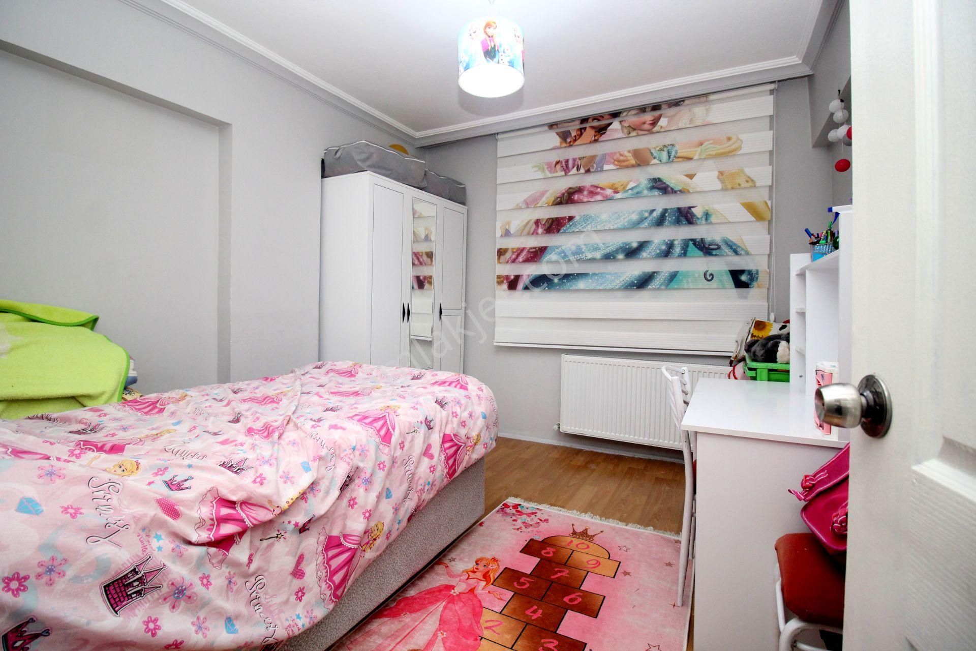 Emre Emlak'tan Topçu'da Arakat Manzaralı Geniş 3+1 Satılık Daire - Görsel 9