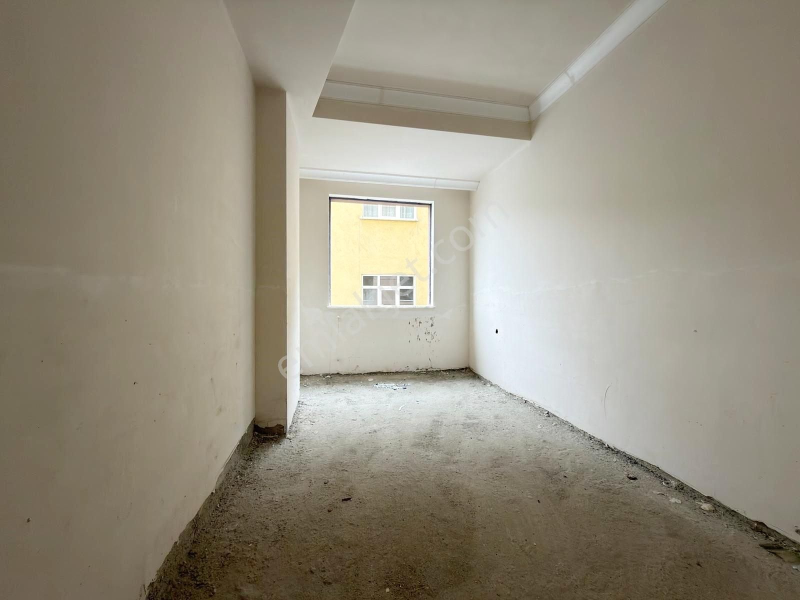 Salih Emlak 'tan Güney Cephe 3+1 Cadde Üzeri Sıfır Daire - Görsel 3