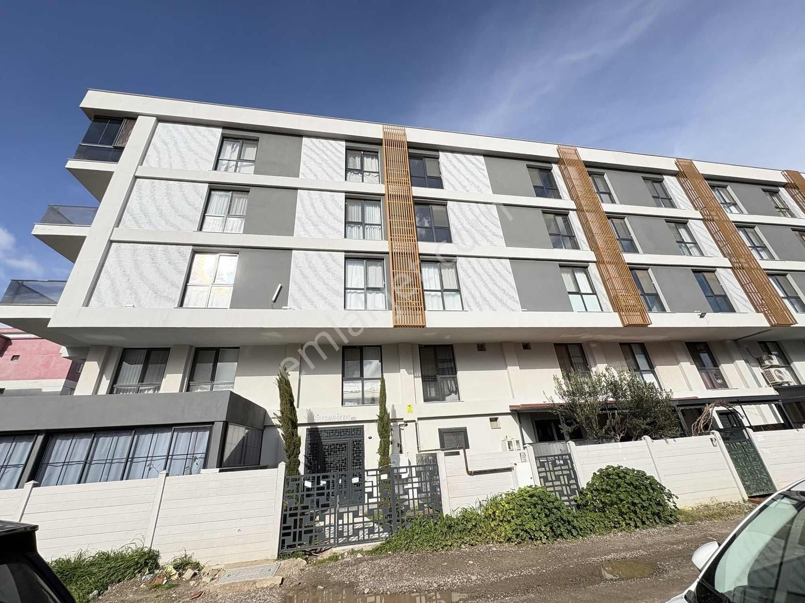 Seyrek Kiralık 1+1 Daire - Görsel 9