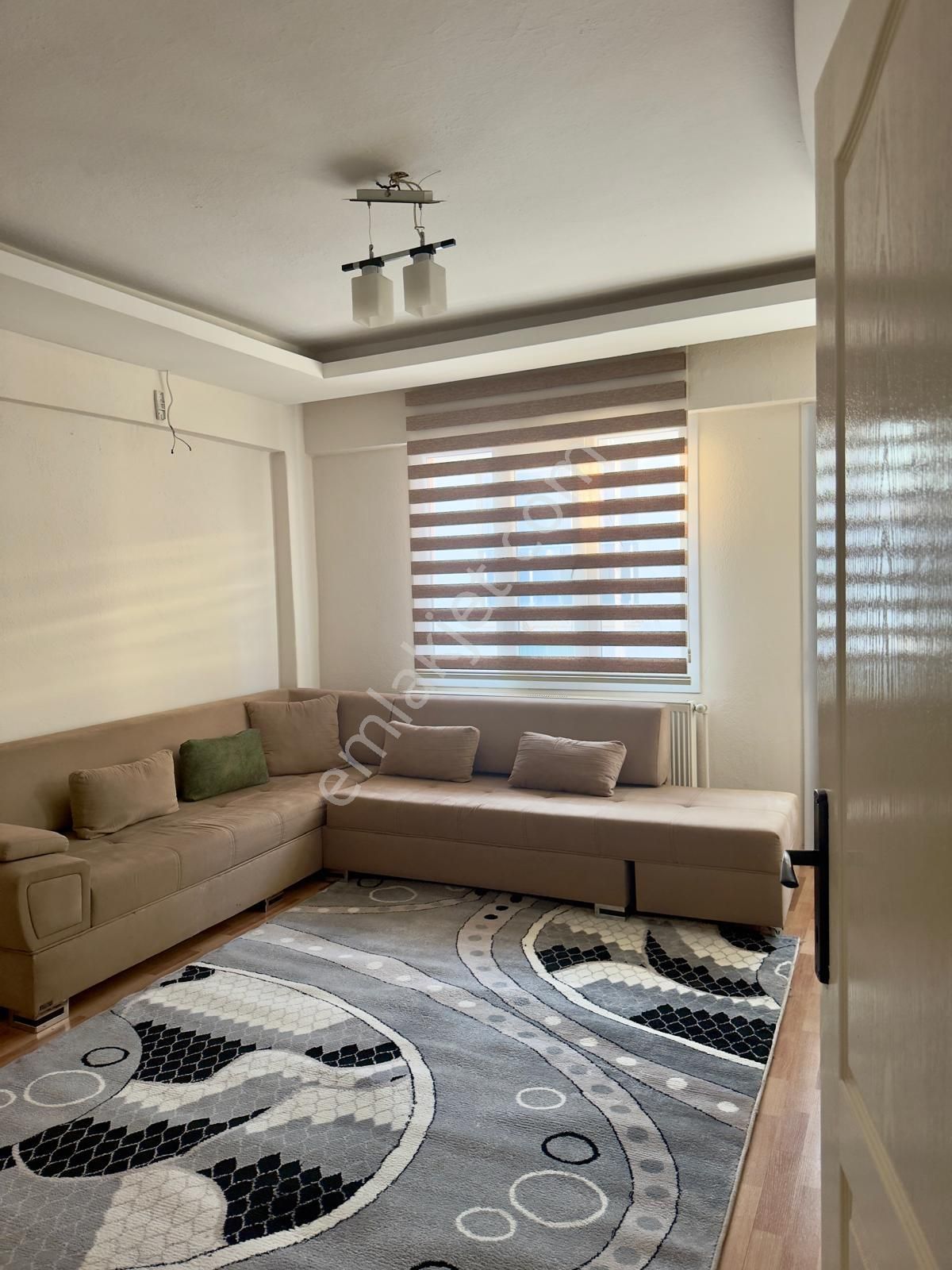 Balçovada Metro Yakını İçi Bakımlı Eşyalı D.gazlı Kiralık 2+1 Daire - Görsel 2