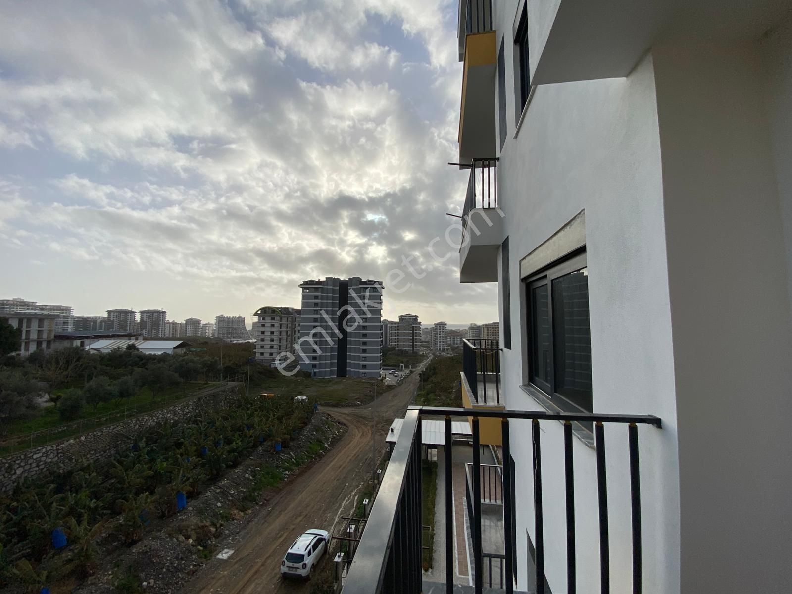 Mosso Emlaktan Mahmutlarda 1+1 Boş Kiralık Kullanışlı Daire - Görsel 13