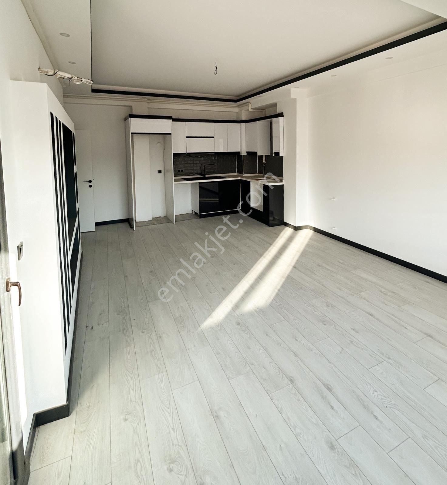 Kuşadası'nda Deniz Manzaralı Sıfır 3+1 Satılık Çatı Dubleks Daire - Görsel 5