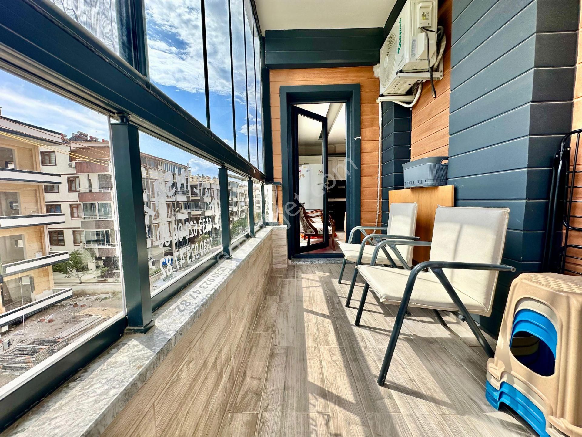 ꧁akçay Ay Emlak'tan꧂altınkum'da Kombili**full Yeni Eşyalı**doğa İle İç İçe Kiralık 1+1 Lüks Daire - Görsel 9