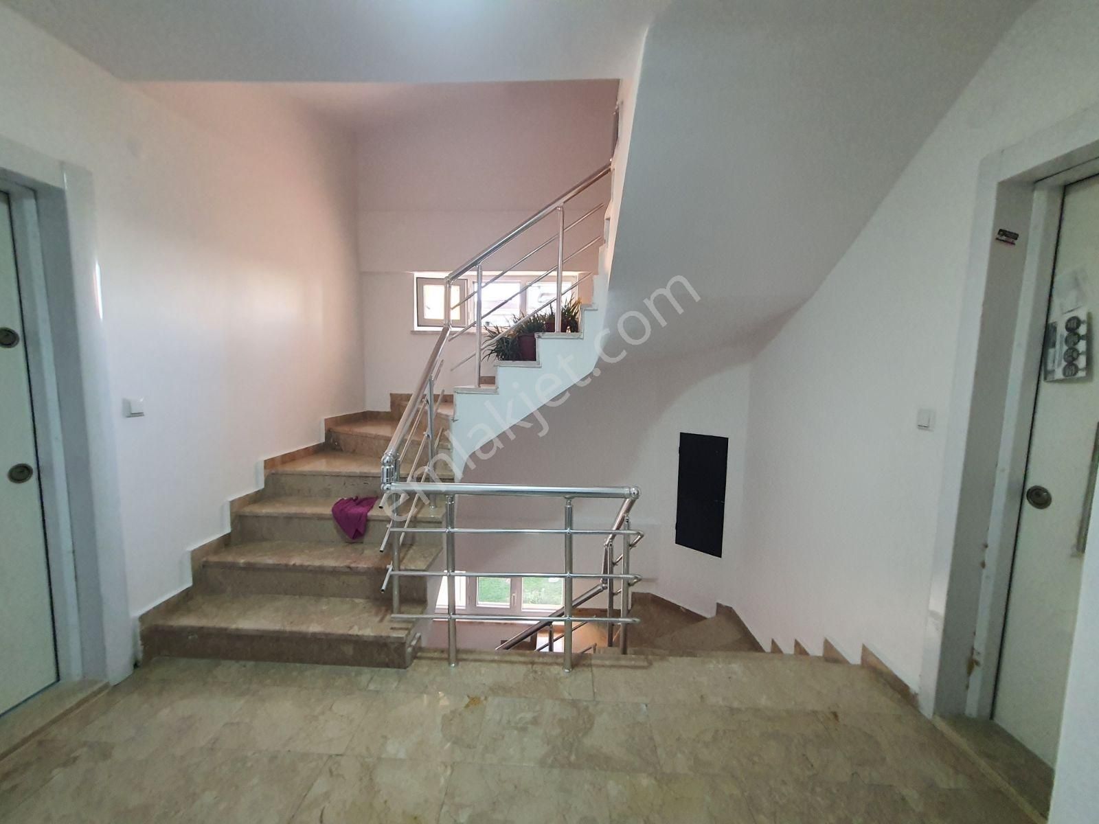 Kr Unıtyden Vadişehir Yıldızpark Evlerinde Kiralık 3+1 Daire - Görsel 15