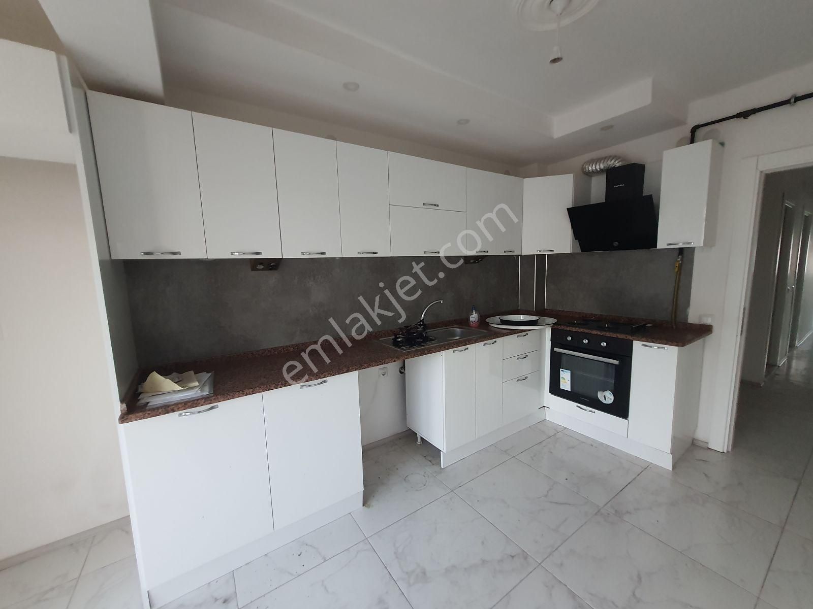 Kr Unıtyden Vadişehir Yıldızpark Evlerinde Kiralık 3+1 Daire - Görsel 6