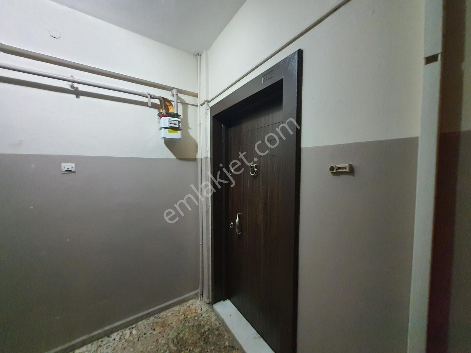 Krunıtyden Milli Zafer İlköğretim Okulu Karşısı 3+1kiralık Daire - Görsel 9