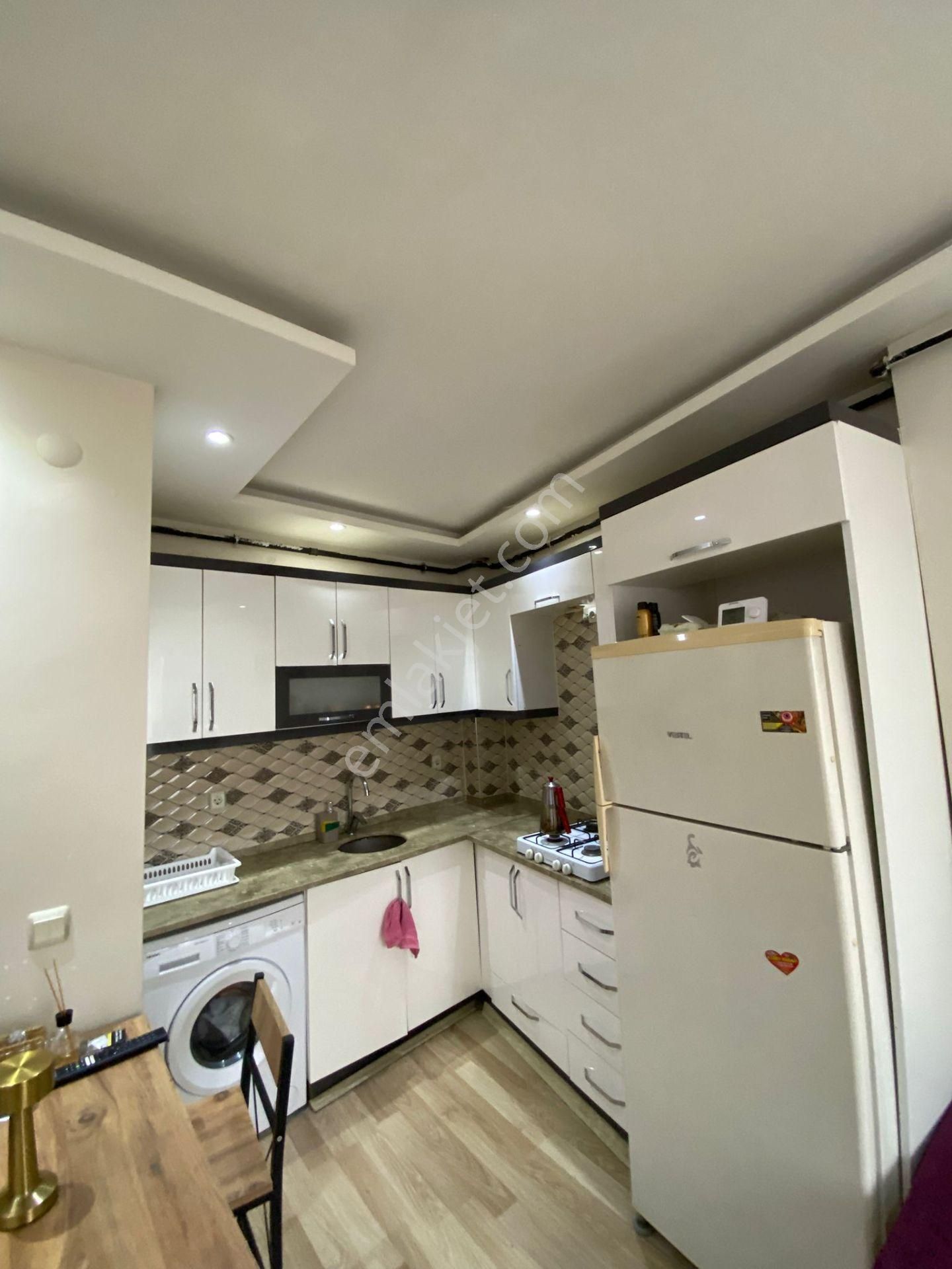 🏡barbaros Mahallesi 🏡 ✅1+1 60m2 4 Katlının 3 Katı ❇️ Özelikli Petek Kombili