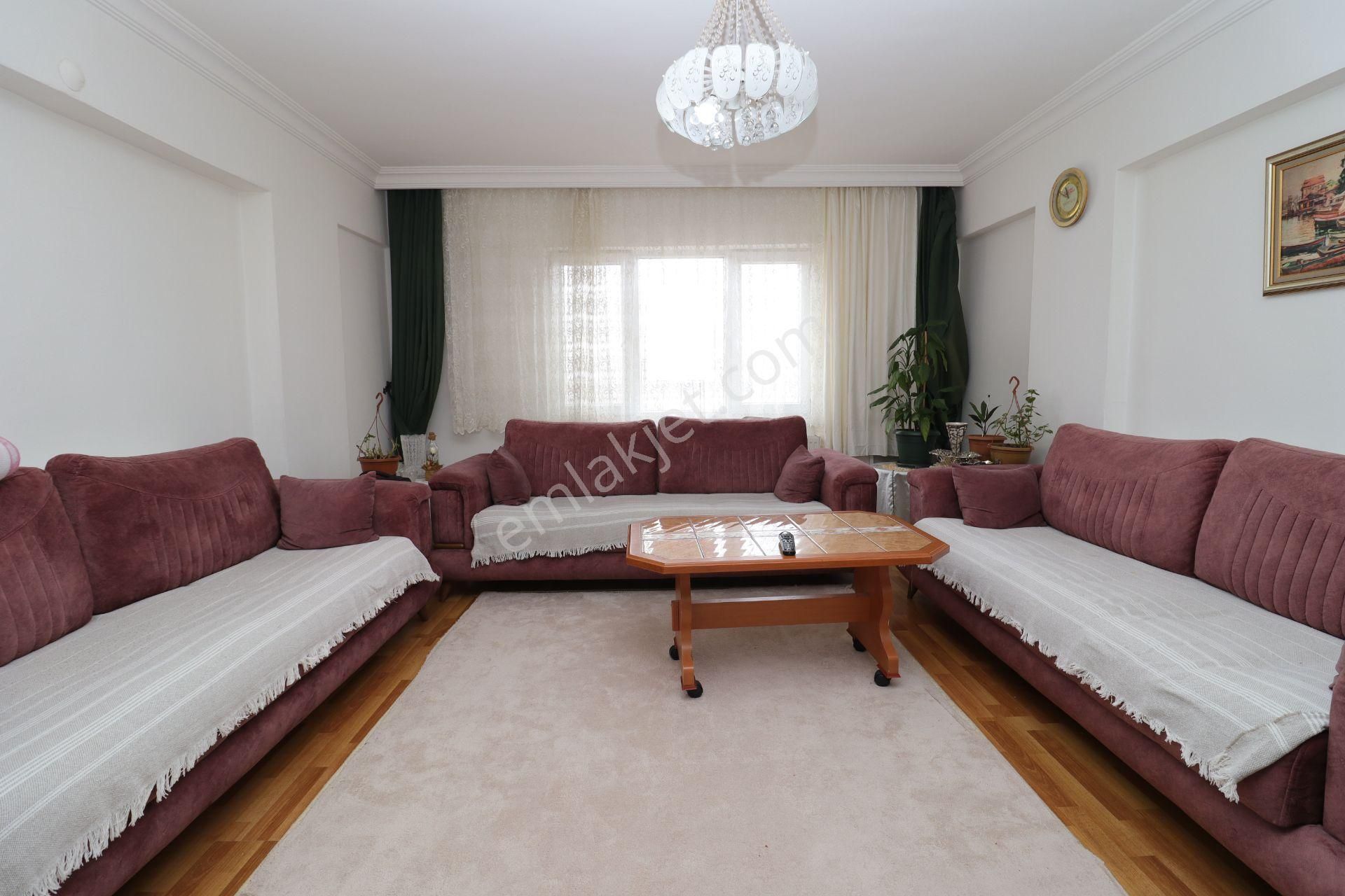 Akif'ten Topçu'da 4+2 Manzaralı Pazar Alanı Ve Sağlık Ocağı Yakını Satılık Dubleks Daire - Görsel 2