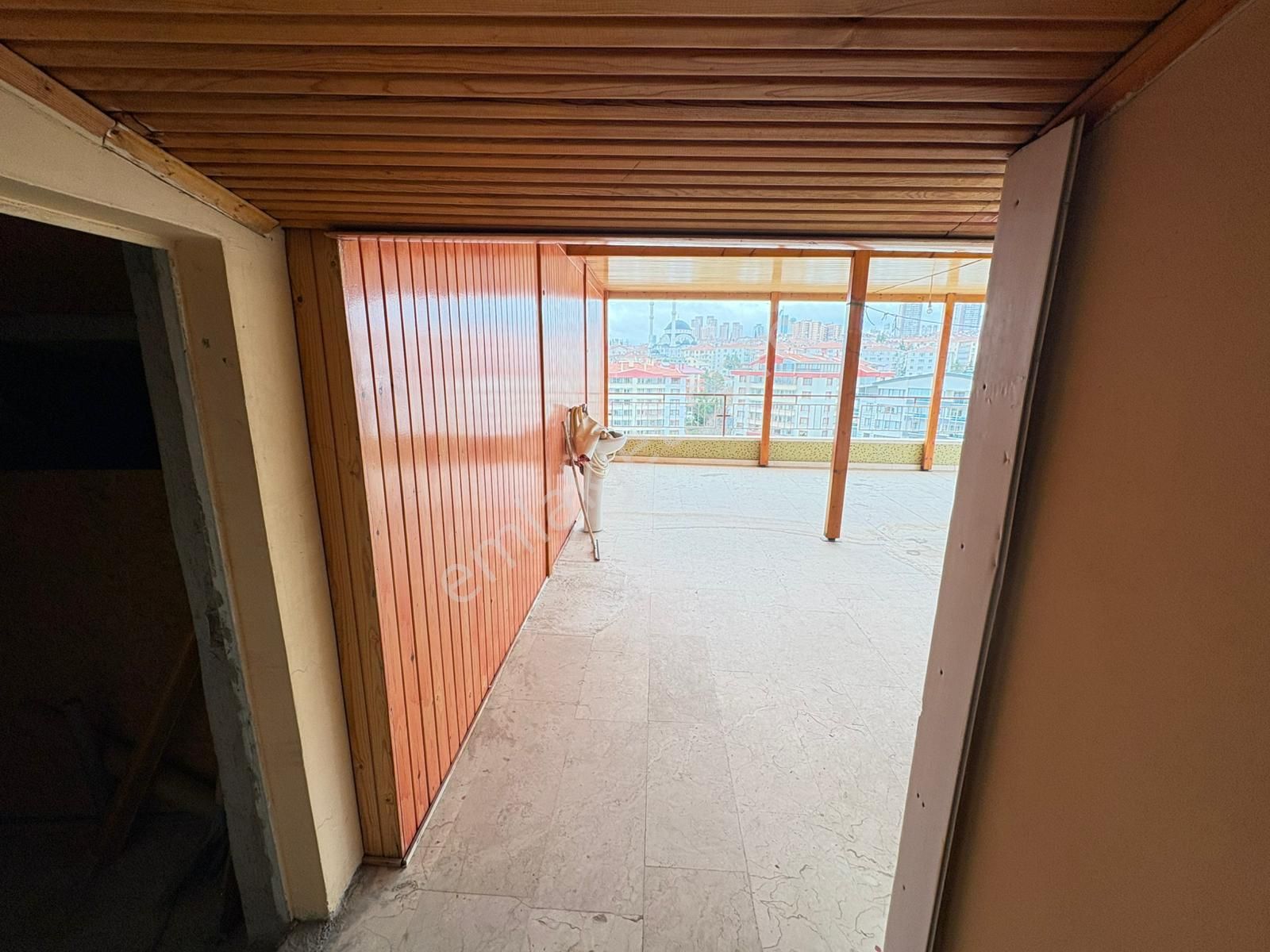 Göral Emlakdan Öveçler Vadisi Manzaralı Çetin Emeç Yakını 6+1 - Görsel 25