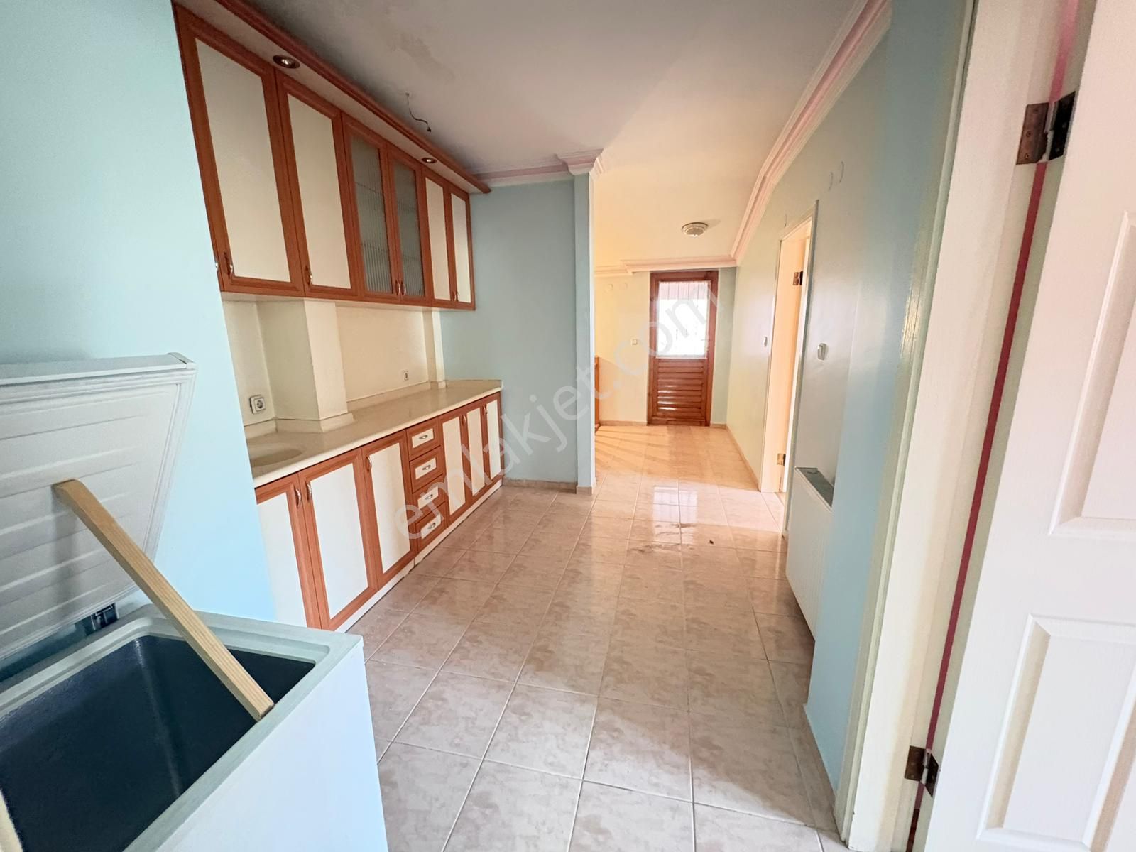 Göral Emlakdan Öveçler Vadisi Manzaralı Çetin Emeç Yakını 6+1 - Görsel 24