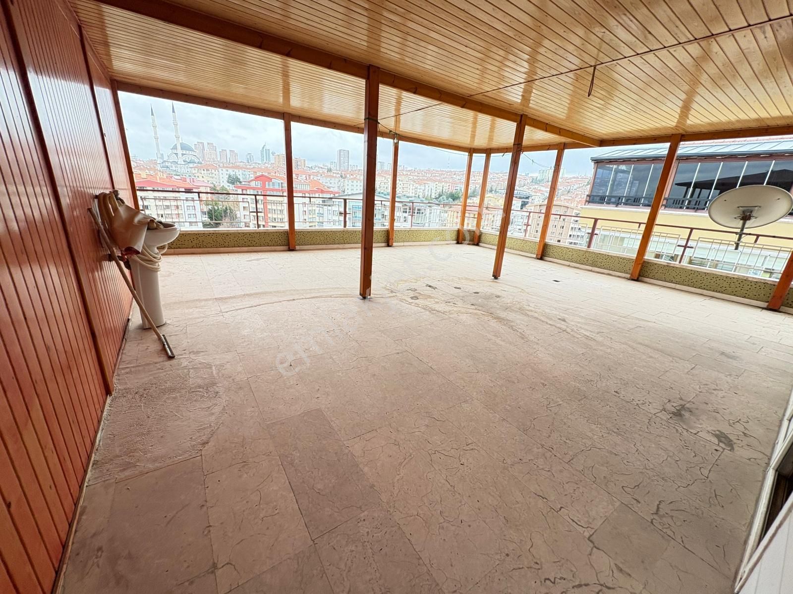 Göral Emlakdan Öveçler Vadisi Manzaralı Çetin Emeç Yakını 6+1 - Görsel 8