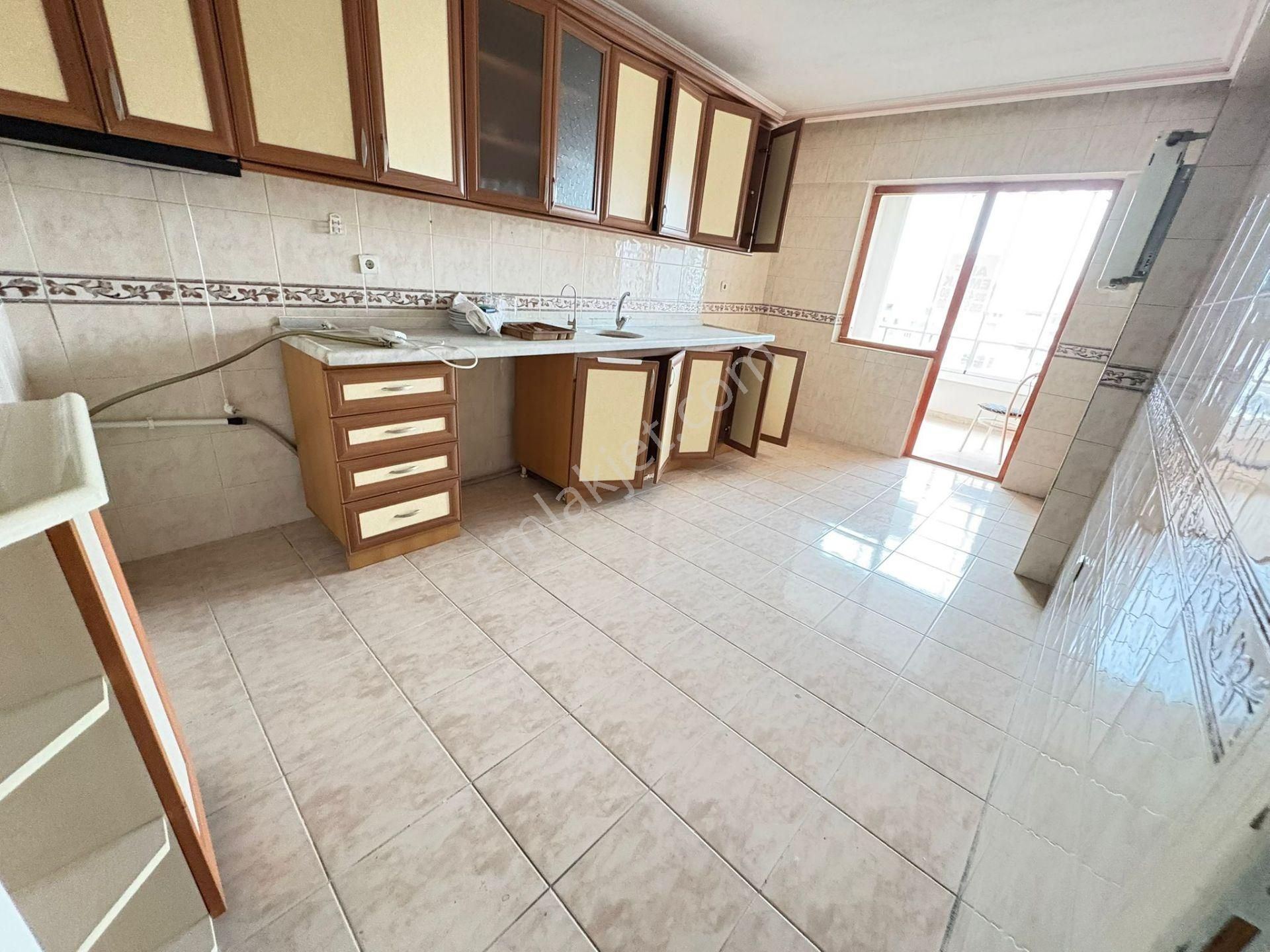 Göral Emlakdan Öveçler Vadisi Manzaralı Çetin Emeç Yakını 6+1 - Görsel 13