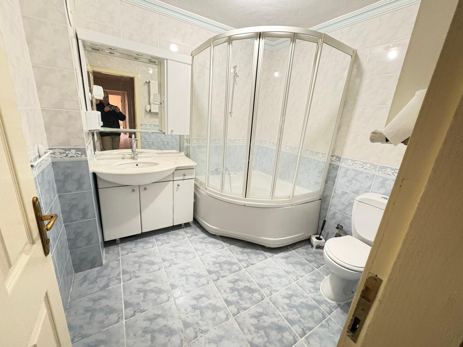 Göral Emlakdan Öveçler Vadisi Manzaralı Çetin Emeç Yakını 6+1 - Görsel 35