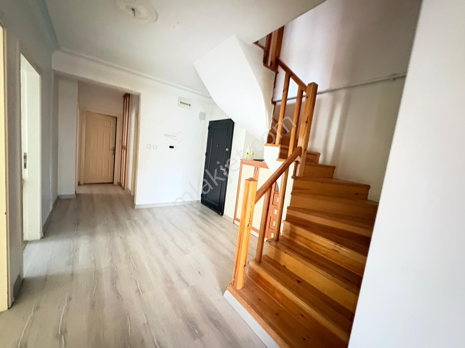 Göral Emlakdan Öveçler Vadisi Manzaralı Çetin Emeç Yakını 6+1 - Görsel 11