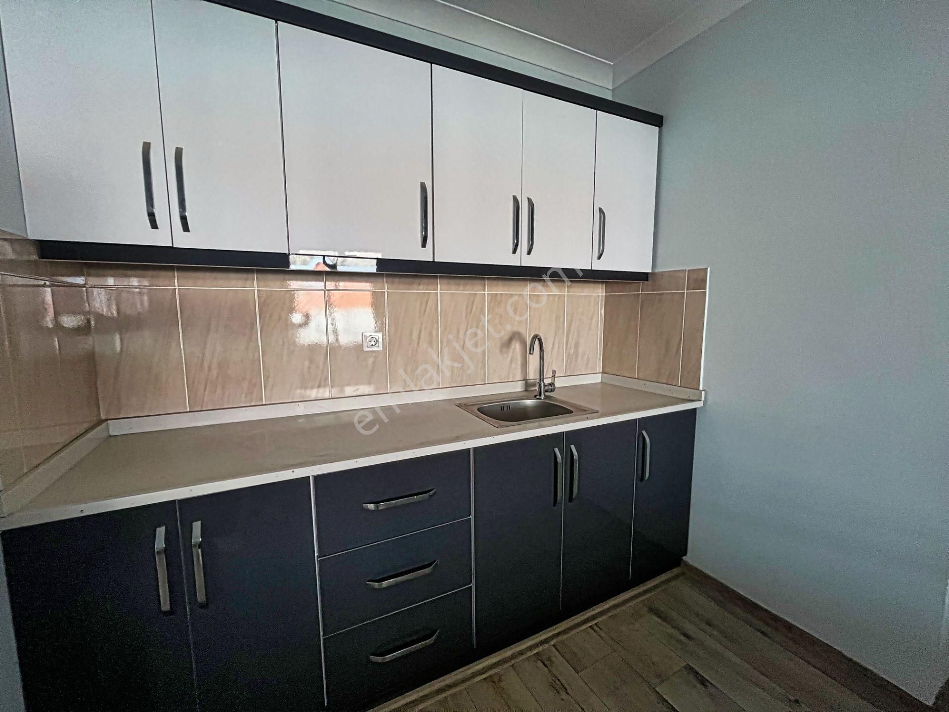 🔴🔴 Aktif'ten Altınkum'da Geniş Terasıyla Büyüleyen Ön Cephe Teraslı 2+1 Dublex Daire - Görsel 4