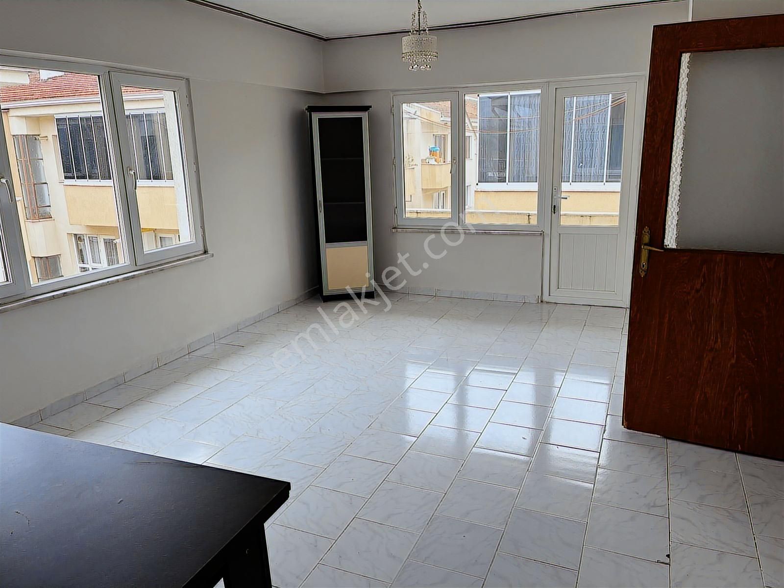 Üçelden Arifiyeliler Sitesinde 3+1 Kiralık Daire - Görsel 8