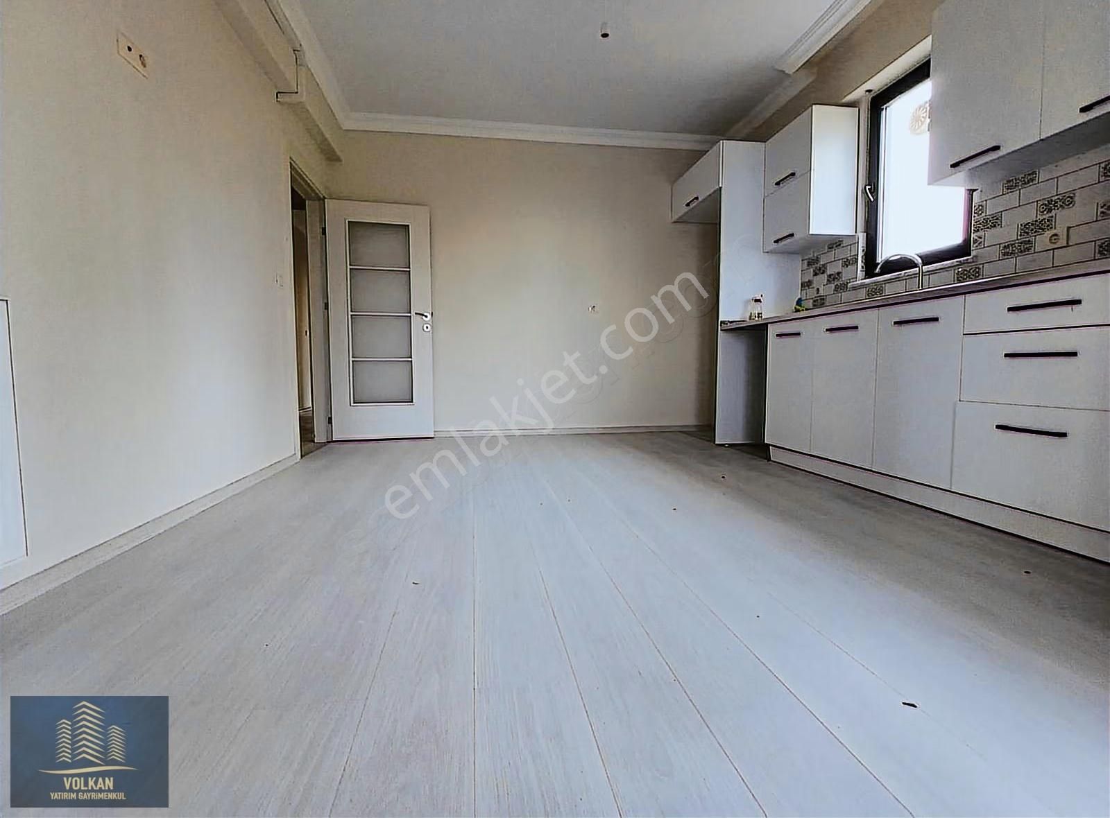 Vyg'den Yalıncakta Deniz Manzaralı Geniş Daire - Görsel 18