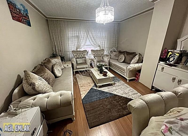 Bağımsız Salon Kat Konumunda Altında Dairesi Olan Full Yapılı