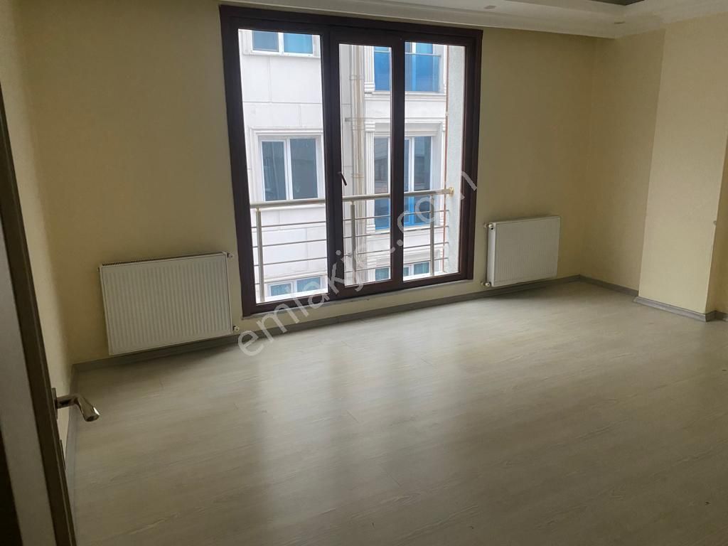 İstanbul House'dan Esenyurt'ta Genç Binada 2+1 Ara Kat Daire - Görsel 12