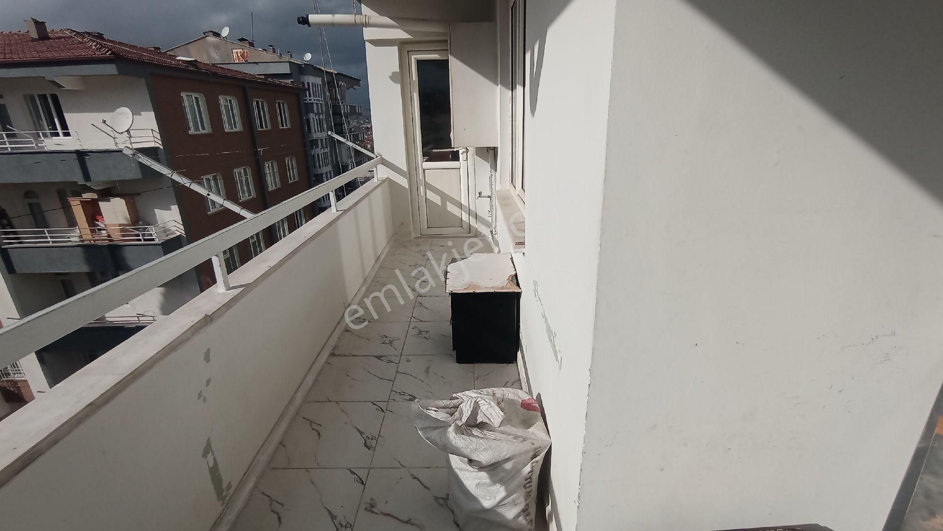 Kolejtepe Mahlesinde Asansörlü 3+1 Daire - Görsel 7