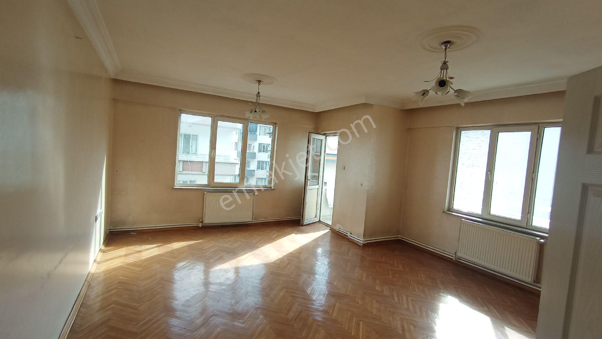 Kolejtepe Mahlesinde Asansörlü 3+1 Daire - Görsel 3