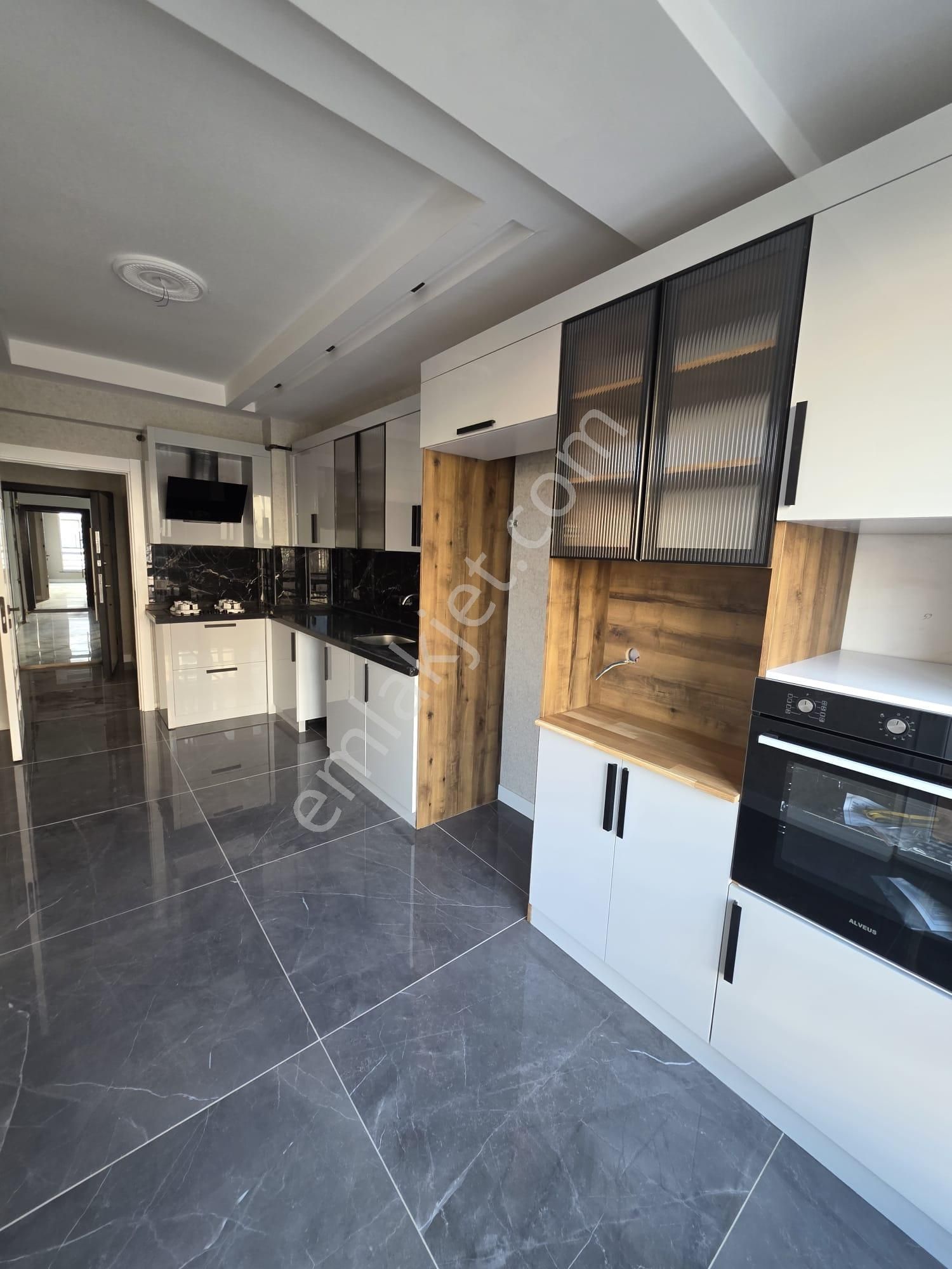 Emrah Çiftci'den Selçuklu Aydınlıkevler Mah.satılık 2+1 Sıfır Lüks Daireler - Görsel 3