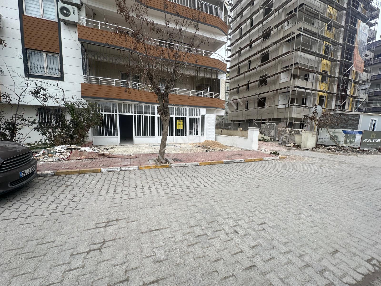 Akev Gayrimenkul'den D.bakır Yoluna 2.parselde Geniş Dükkan - Görsel 9
