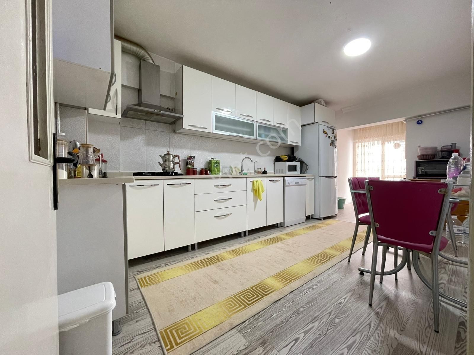 Cadde Üzerinde Ara Kat Bağımsız 3+1 Çift Balkonlu Full Yapılı - Görsel 15