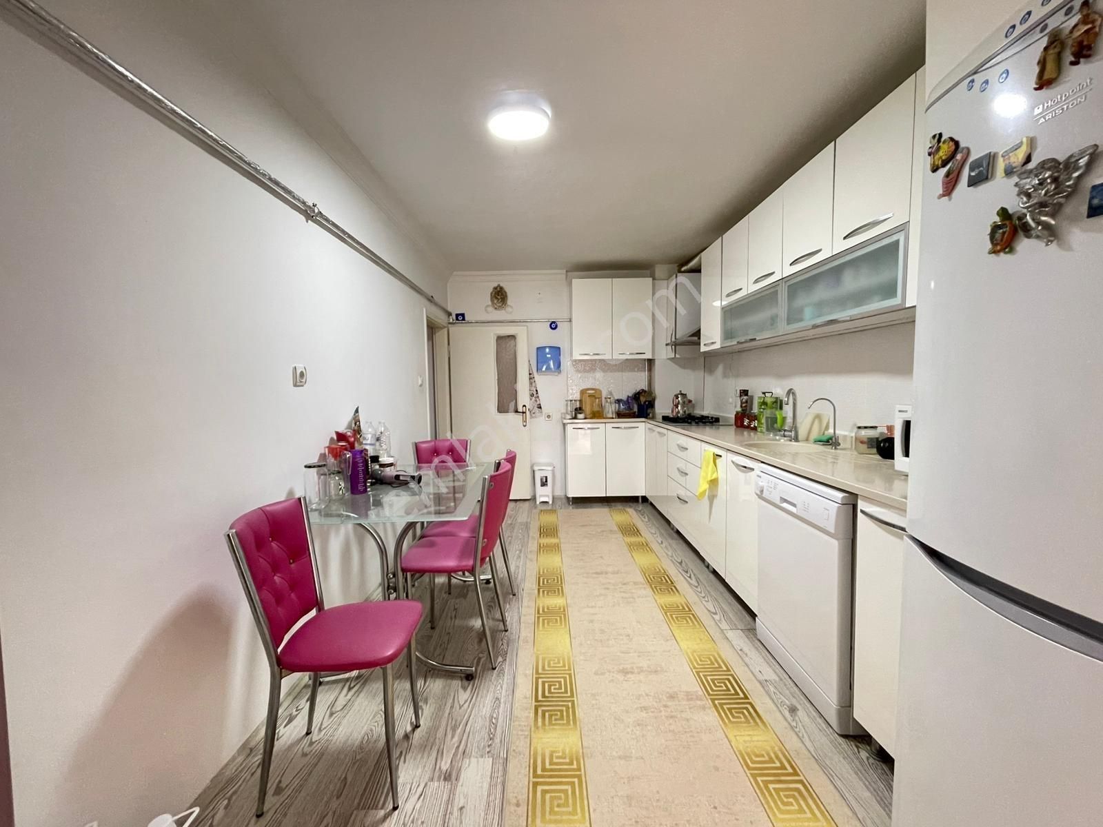 Cadde Üzerinde Ara Kat Bağımsız 3+1 Çift Balkonlu Full Yapılı - Görsel 4