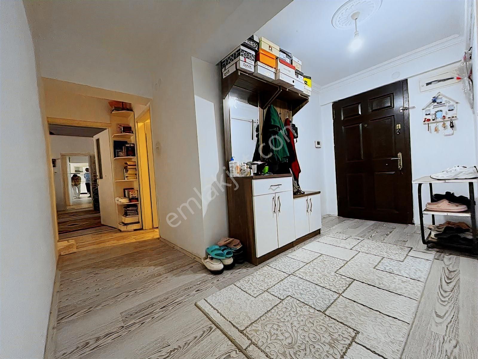 Cadde Üzerinde Ara Kat Bağımsız 3+1 Çift Balkonlu Full Yapılı - Görsel 10