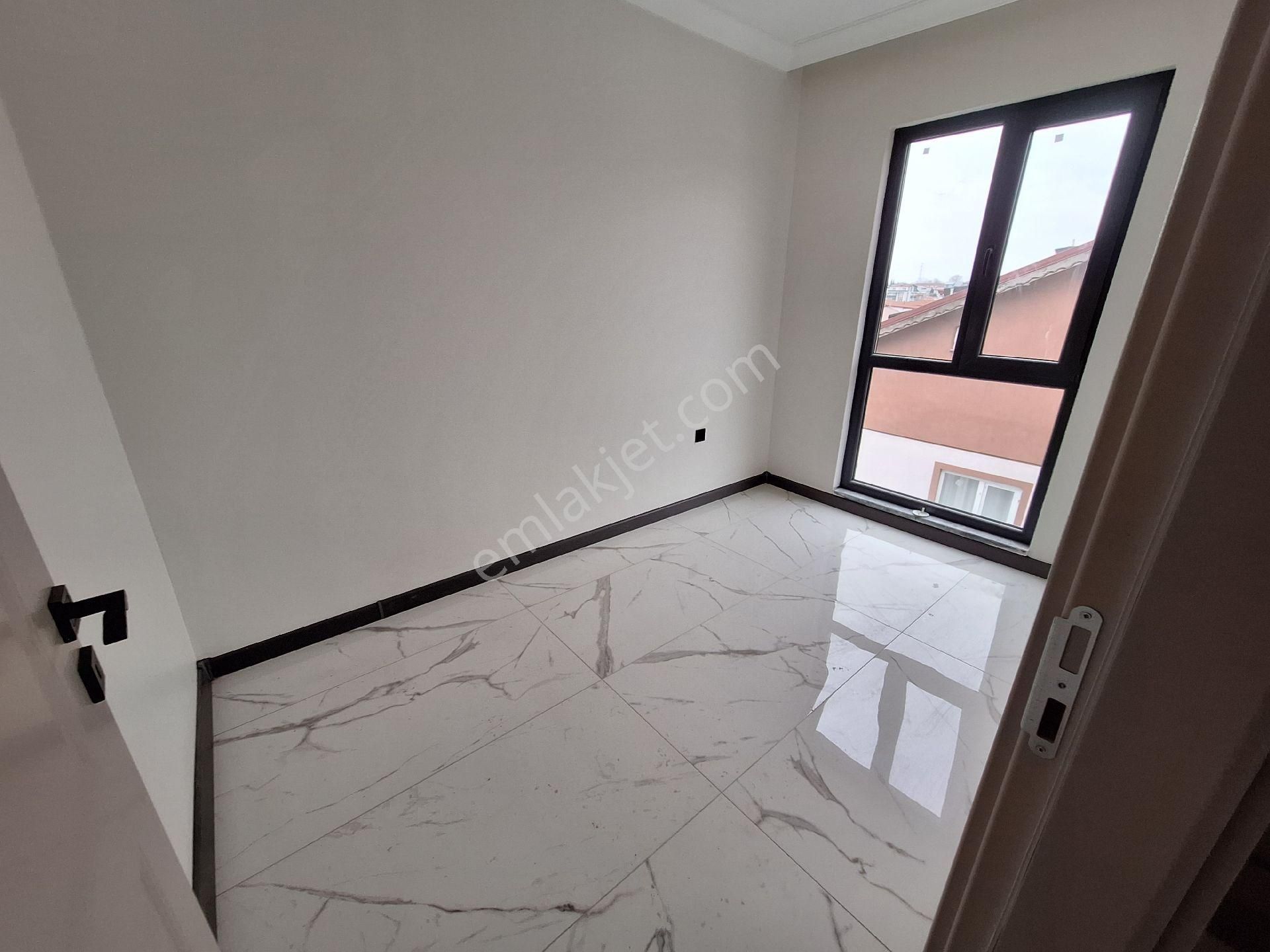 Çift Teraslı 3+1 Çatı Dubleks Daire, İyi Konum - Görsel 10