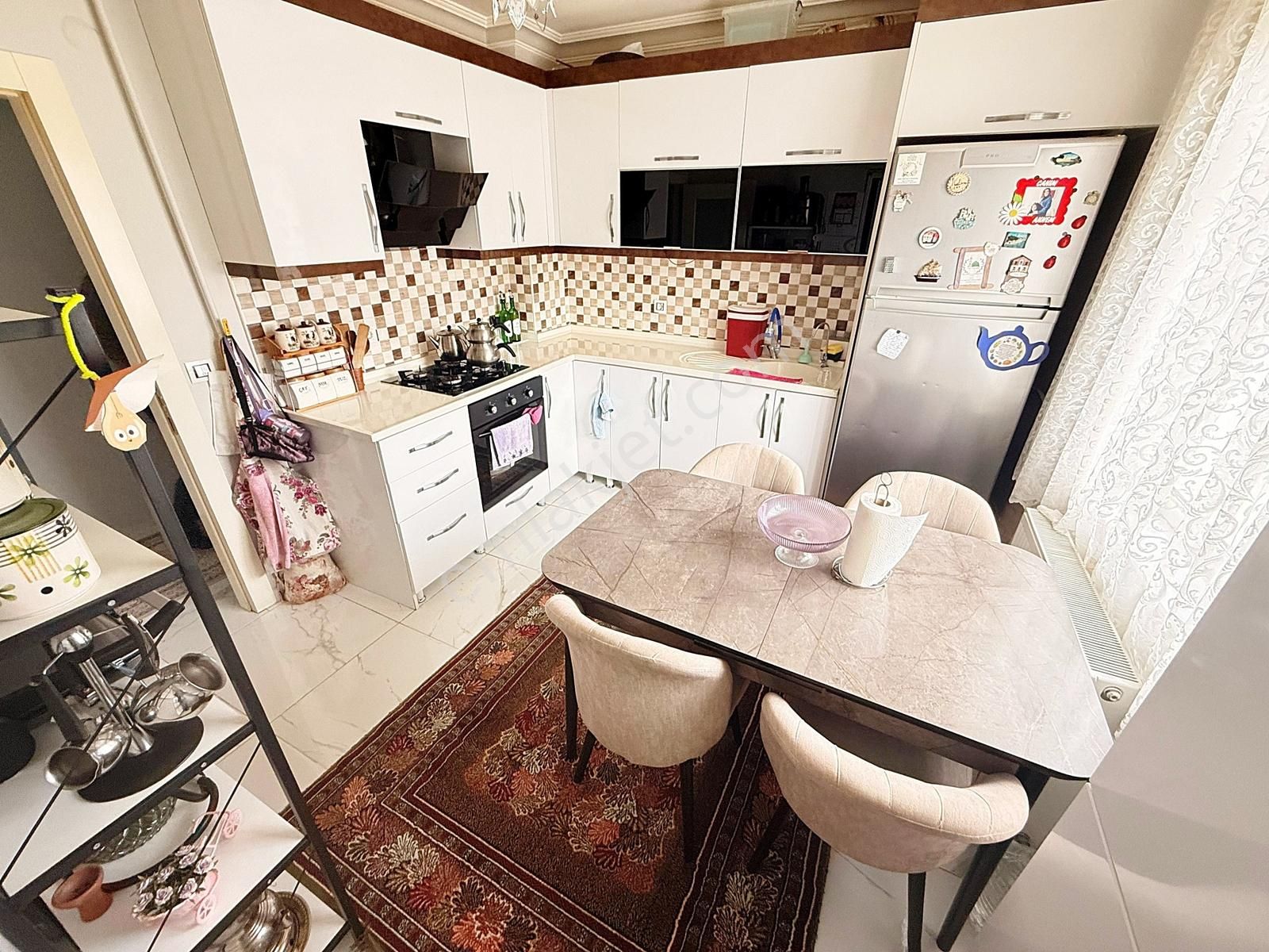 Htc'den Mustafa Kemal Mah.anayola Yakın Ara Katta Masrafsız 3+1