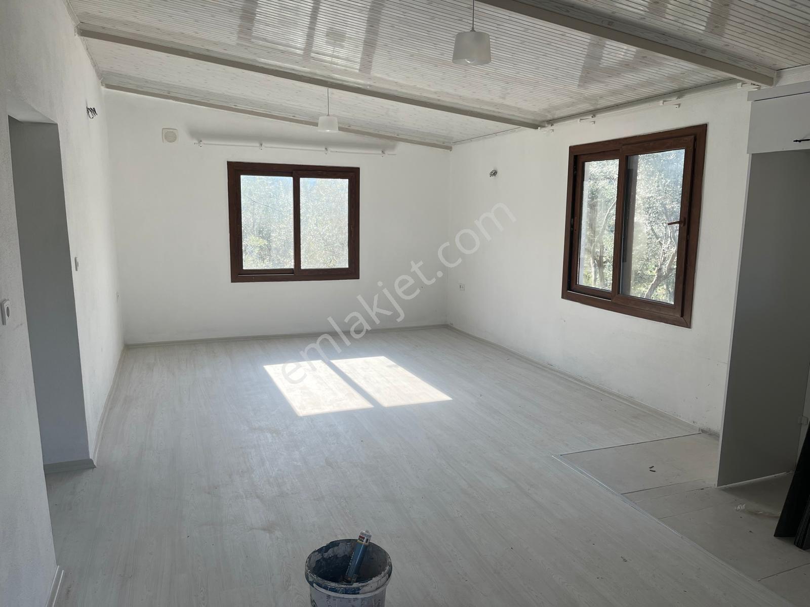 Karaçulhada Müstakil Kiralık 2+1 - Görsel 8