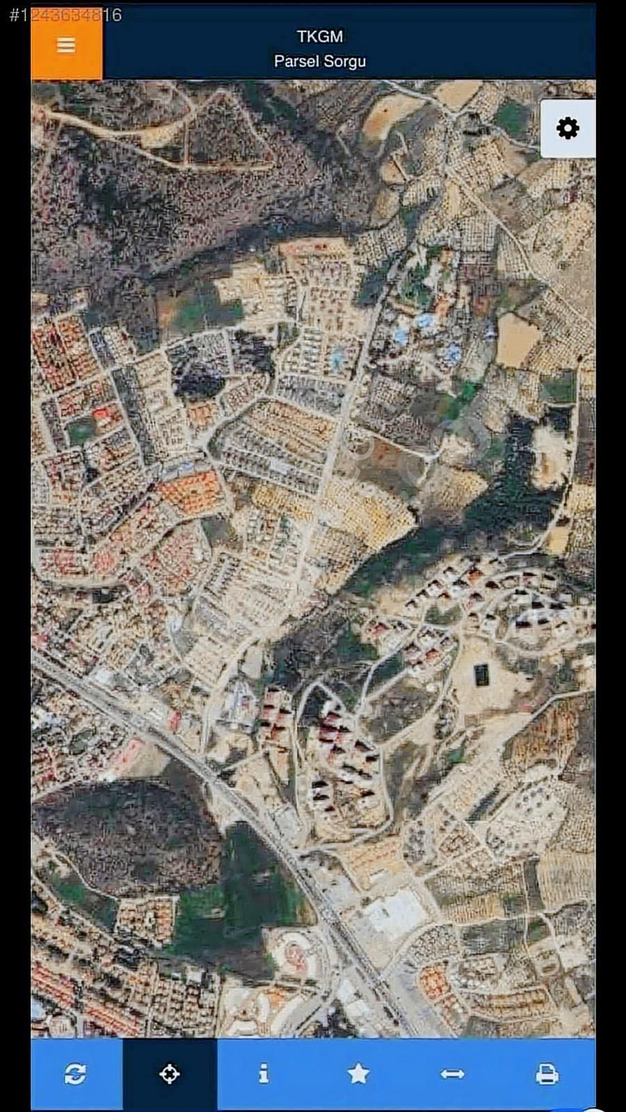 Kuşadası Türkmen Mahallesi'nde Villa İmarlı Satılık Arsa