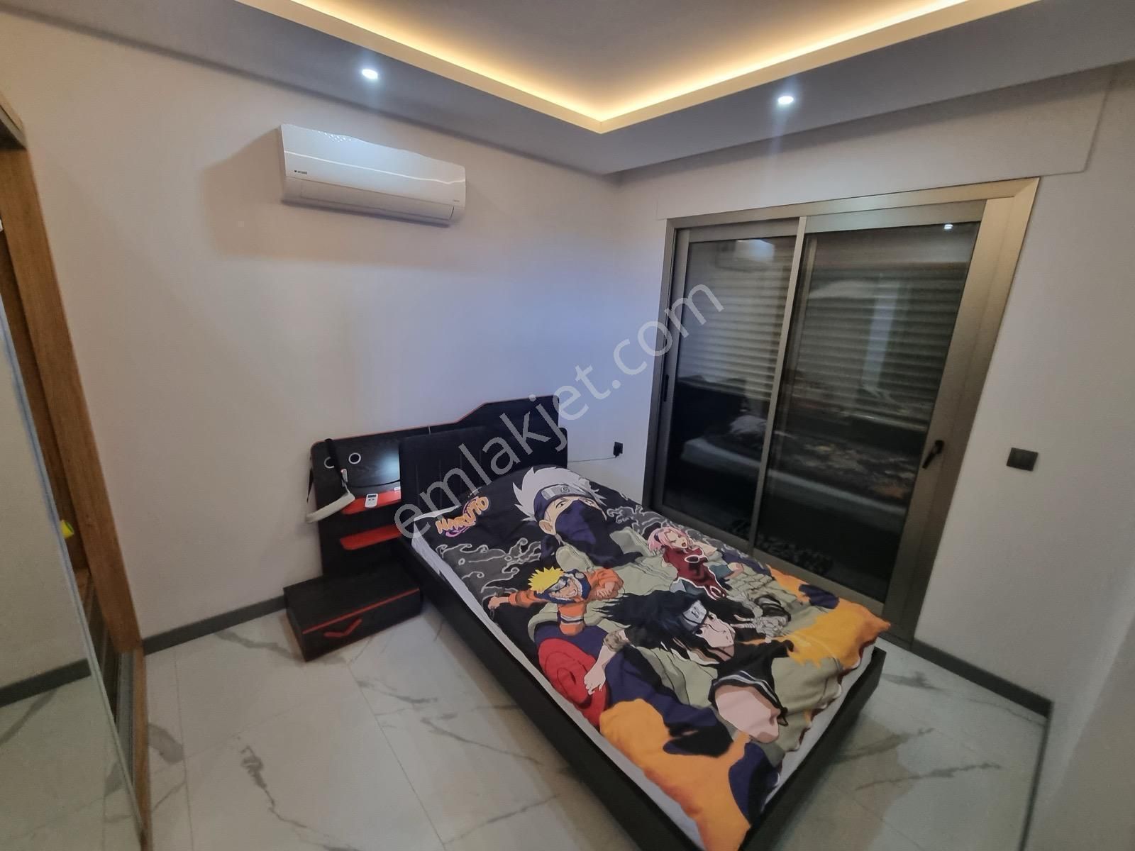 Sahile Yürüme Mesafesinde Tripleks 5+2 Satılık Villa - Görsel 30