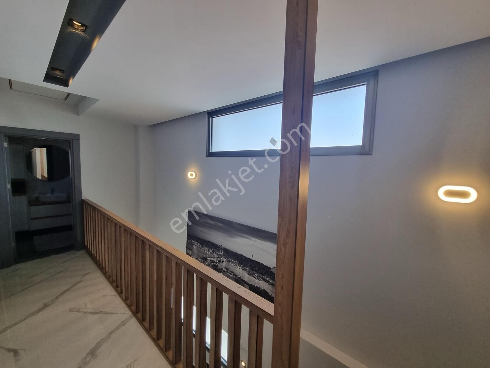 Sahile Yürüme Mesafesinde Tripleks 5+2 Satılık Villa - Görsel 7