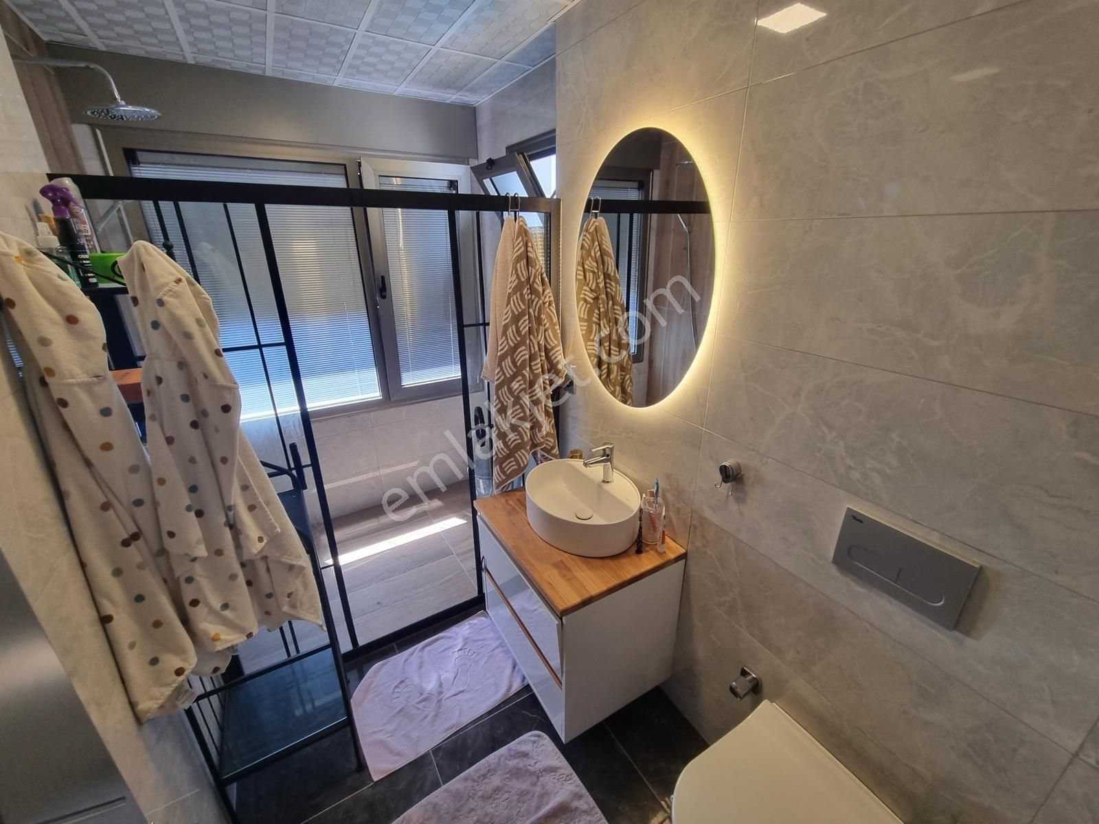 Sahile Yürüme Mesafesinde Tripleks 5+2 Satılık Villa - Görsel 13