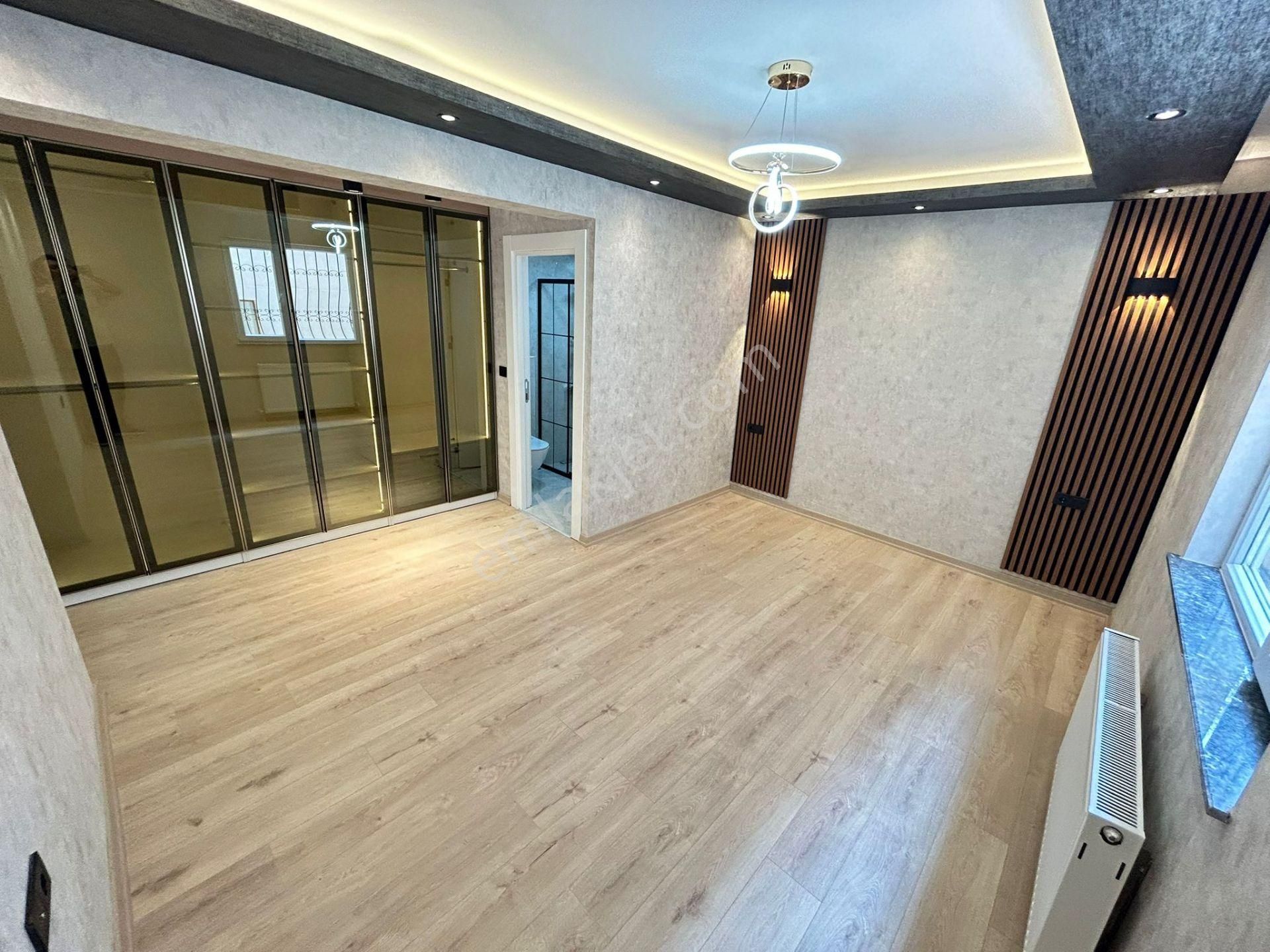 Taner'den Sinan Caddesinde Yıldız Köprü Yanı 3+1 Çift Yolu Süper Lüks - Görsel 9